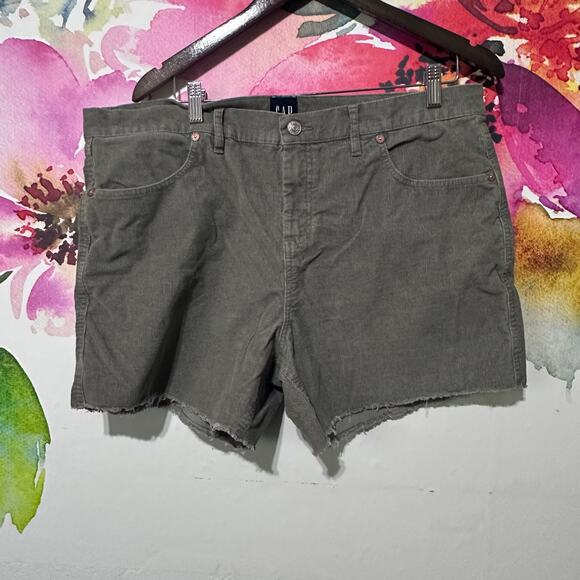 Gap Womens Sage Green Corduroy Cut Off Frayed Hem Shorts Size 16 Summer Beach - Picture 1 of 4